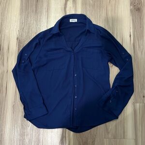 Size mediumm Express portifino shirt
